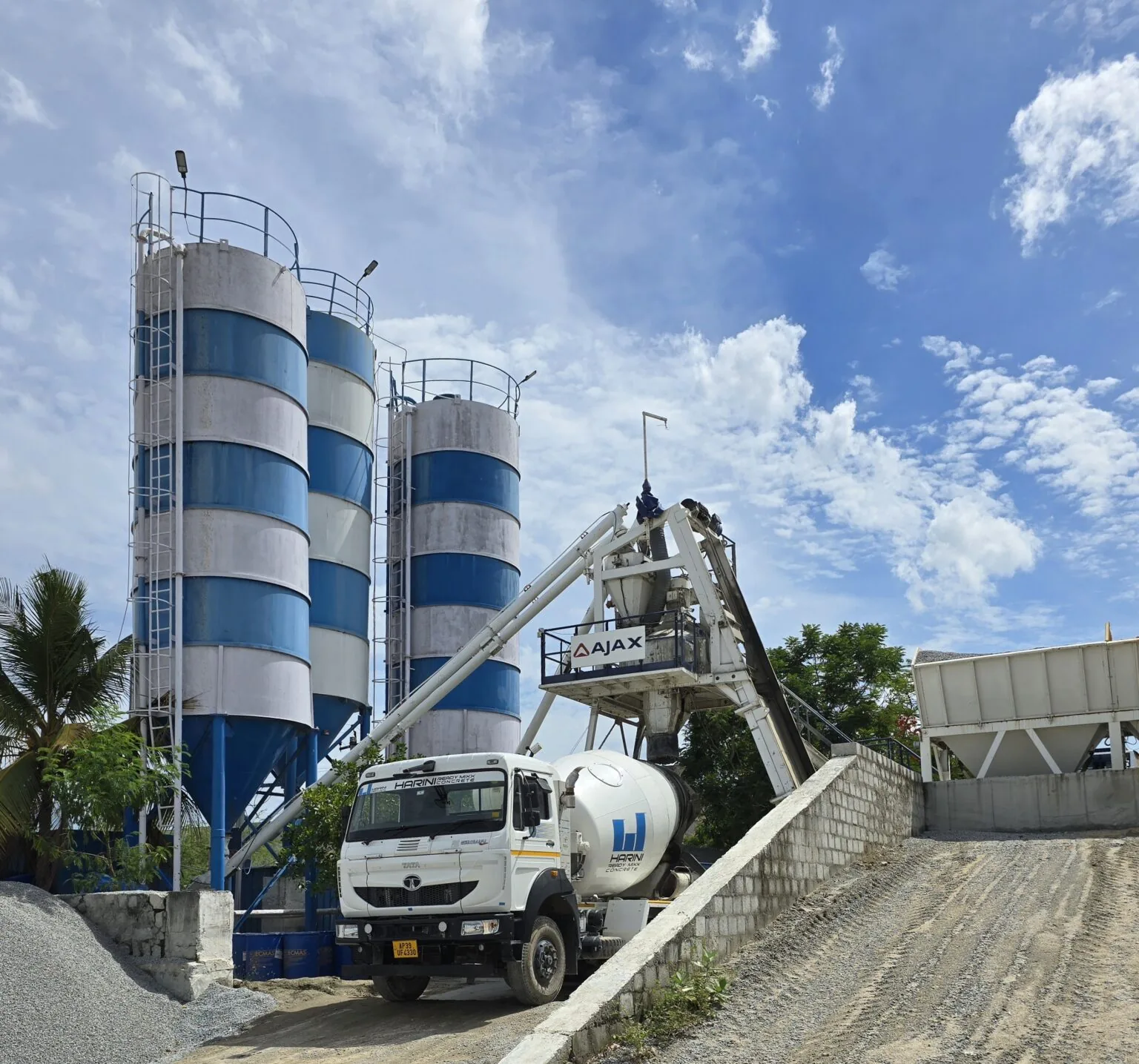Harini Ready Mix Concrete batching plant and cement silos in Tirupati